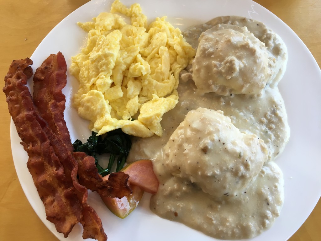 Biscuits and Gravy at HamiMamis